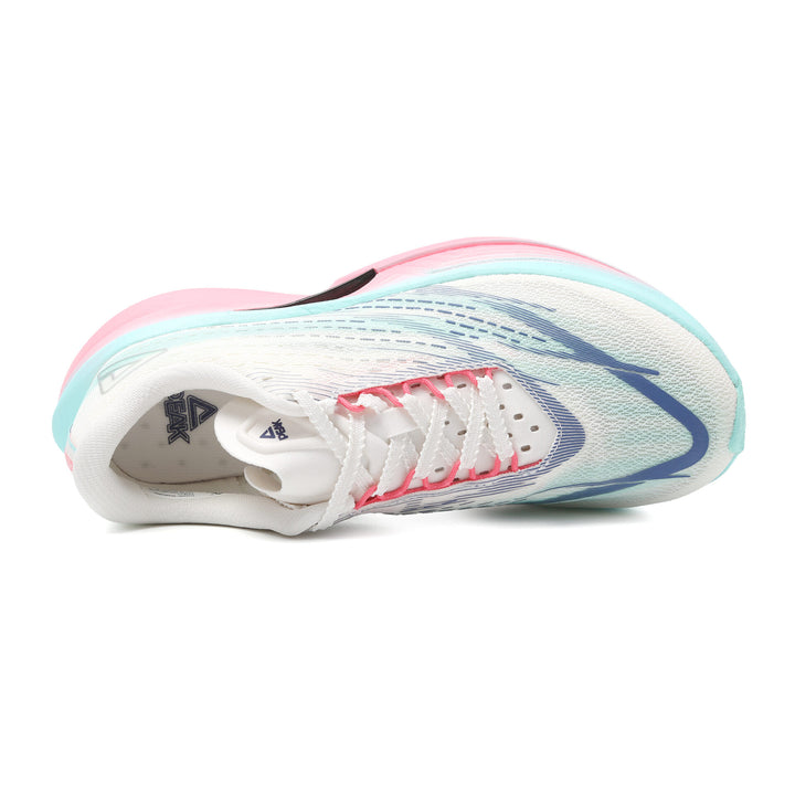 Détail de la chaussure running PEAK UP30 5.0 blanc rose vert femme