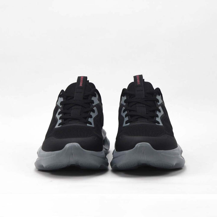 Détail de la basket running LUMBERJACK Wolfish noire homme