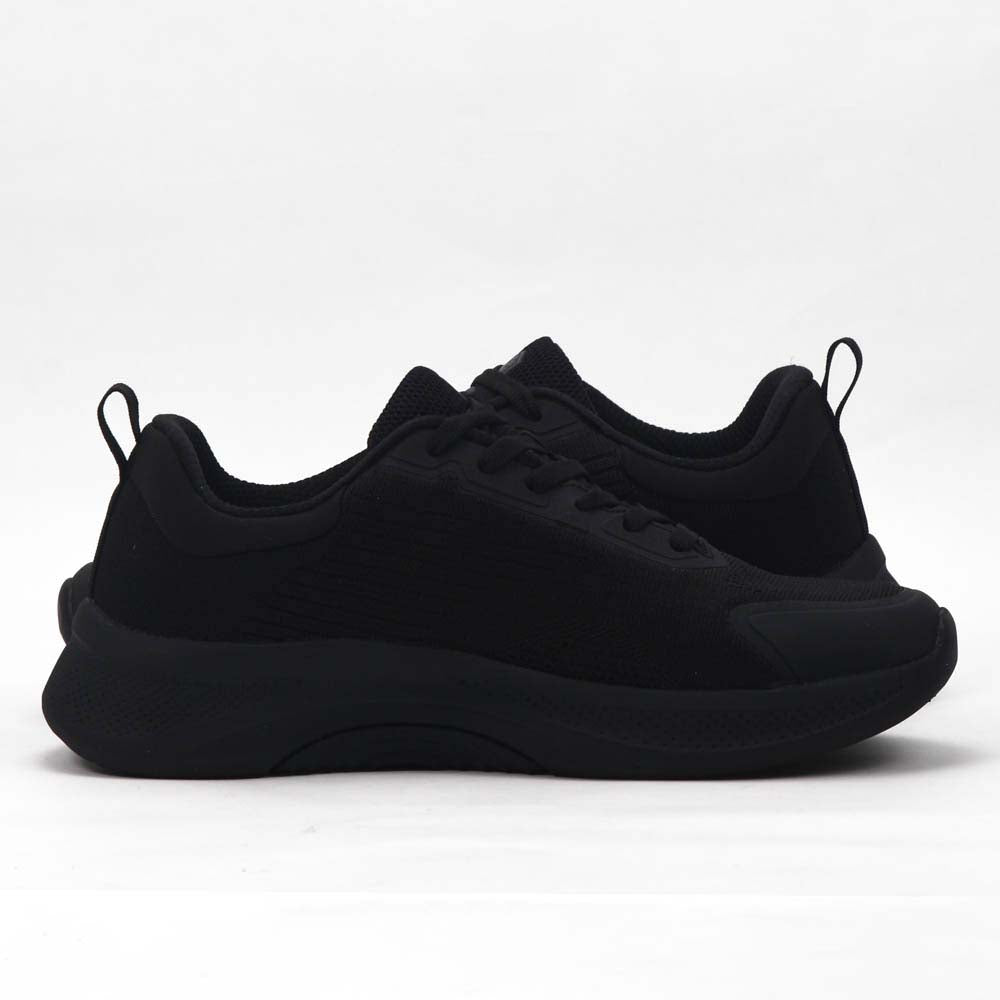 Détail finition de la basket LUMBERJACK Close noire homme