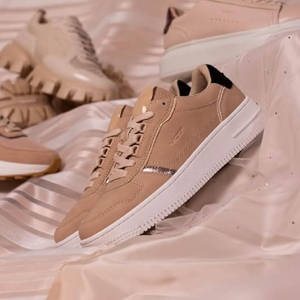 Vo7 Baskets Aya Femme Nude