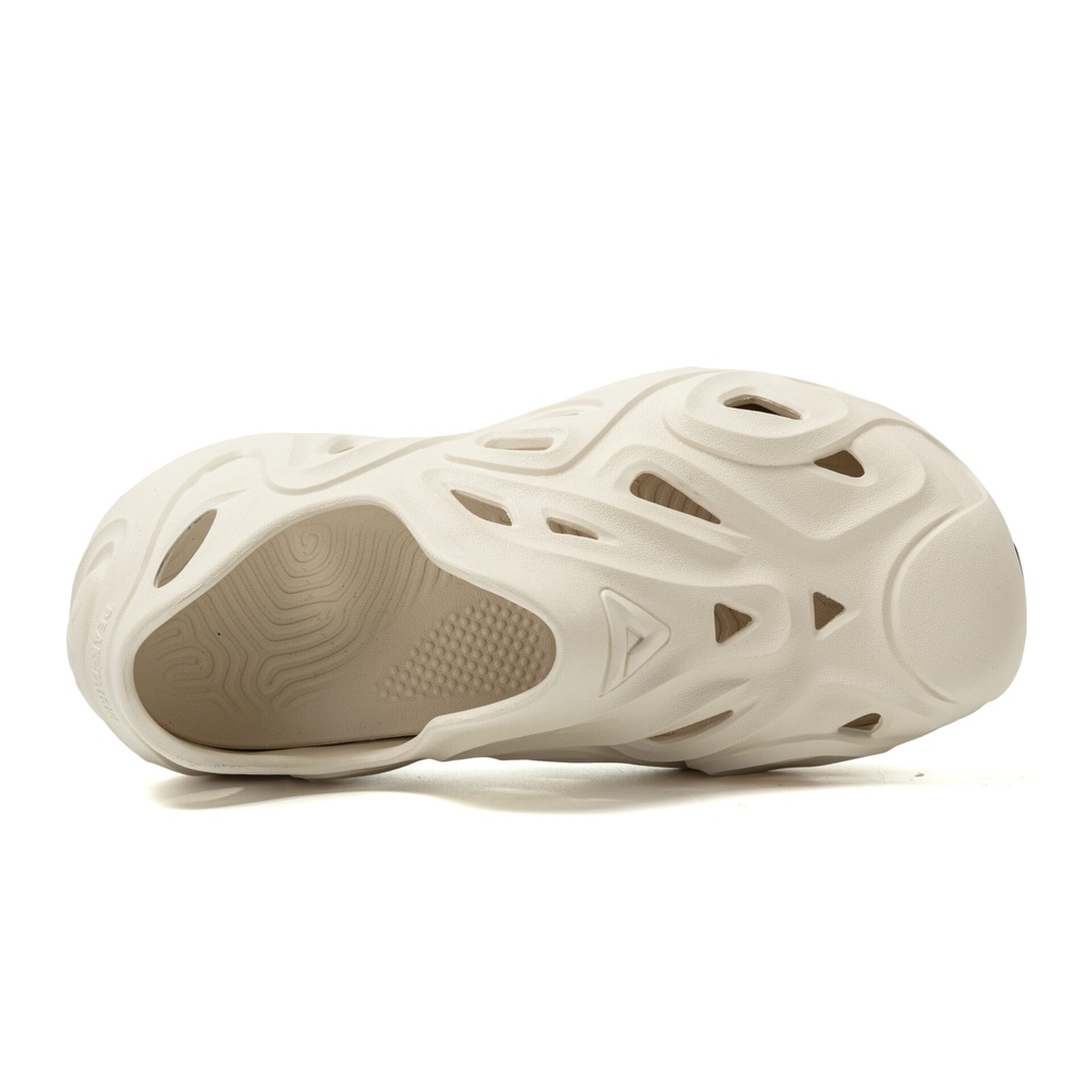 Peak Taichi Sandals Canvas White