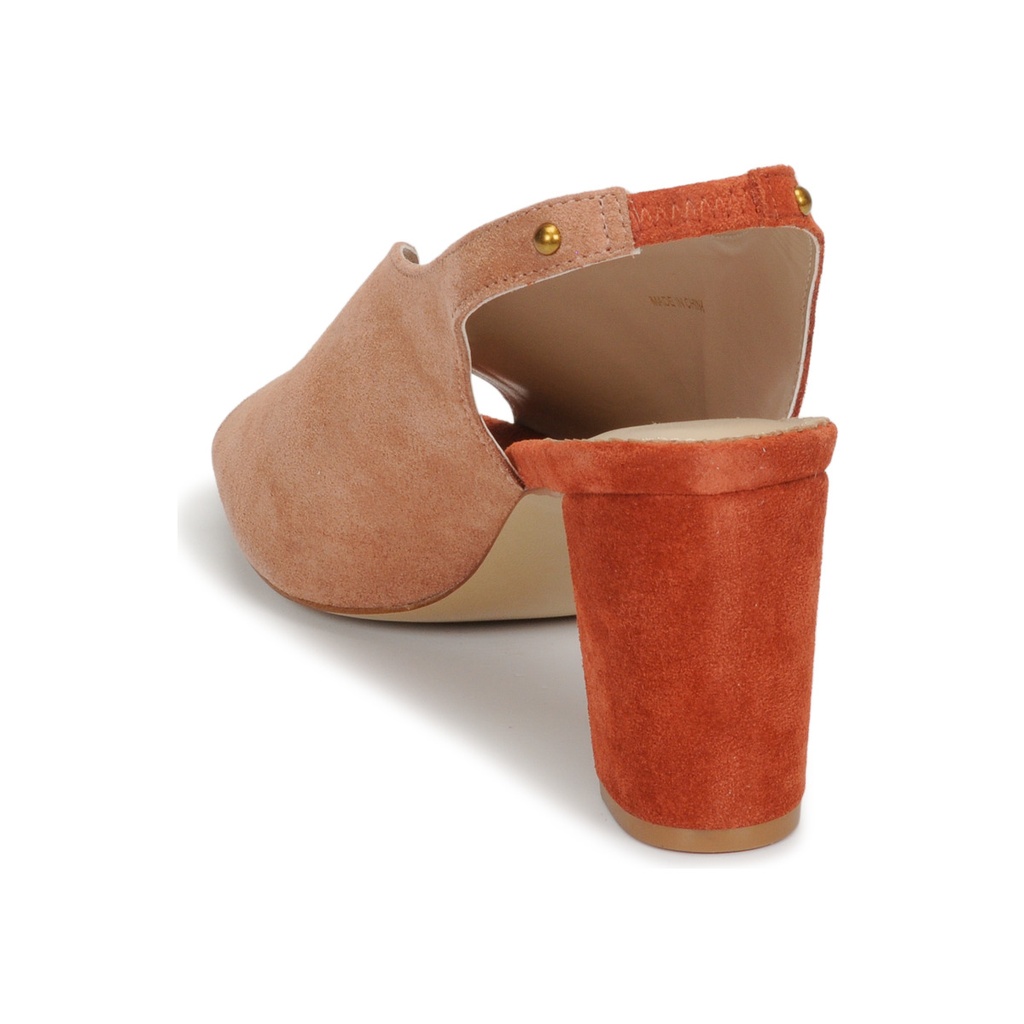 Andre Escarpins
 Femme Lillusioniste Daim Orange