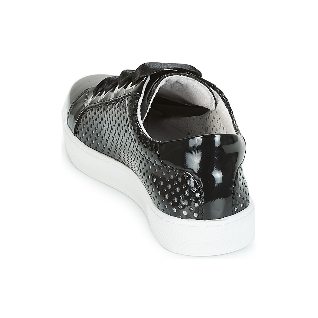 Andre Baskets
 Best Femme