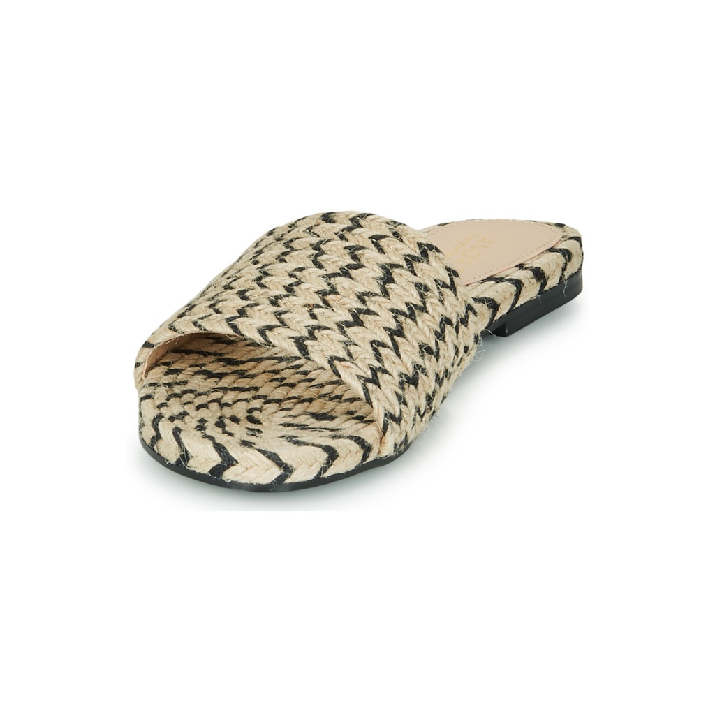 Andre Mules
 Pamilia Femme