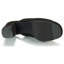 Andre Sabots
 Melinda Femme