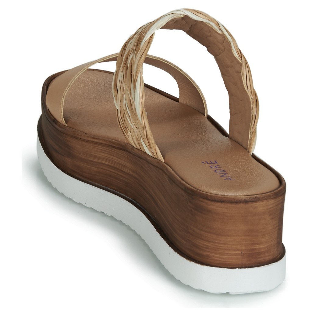 Andre Sabots
 Femme Romarine Cuir Beige