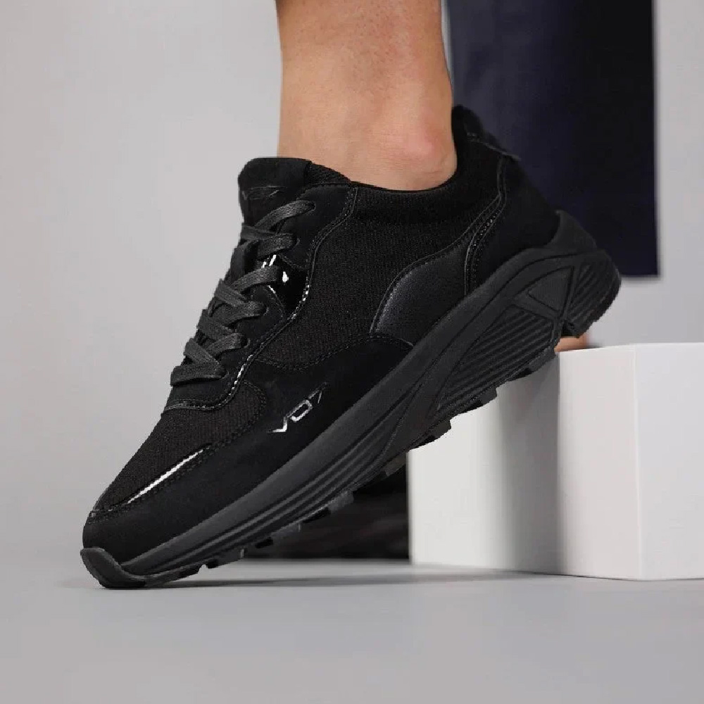 Vo7 Baskets
 Venus Femme Black