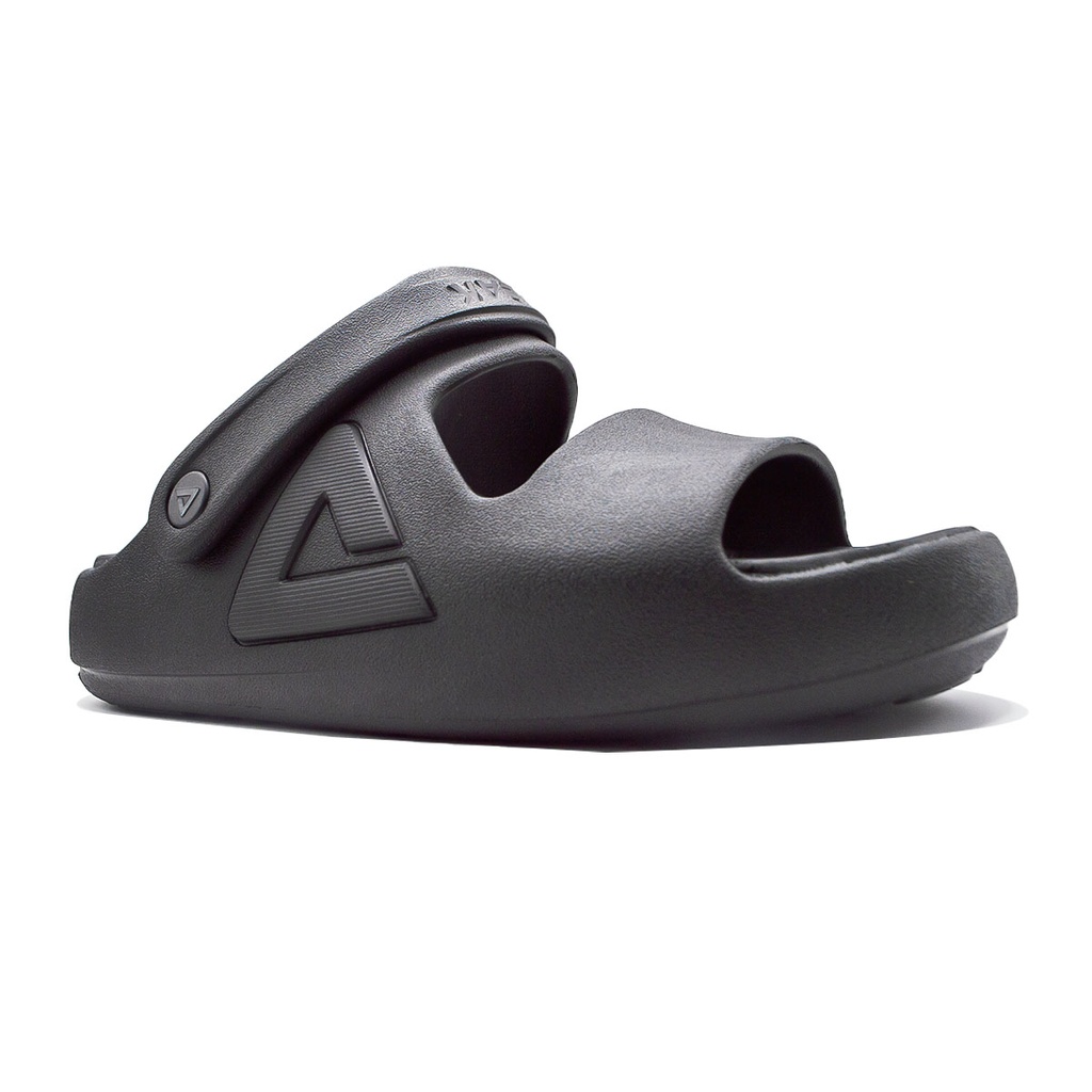 Peak Tiachi Sandals All Black