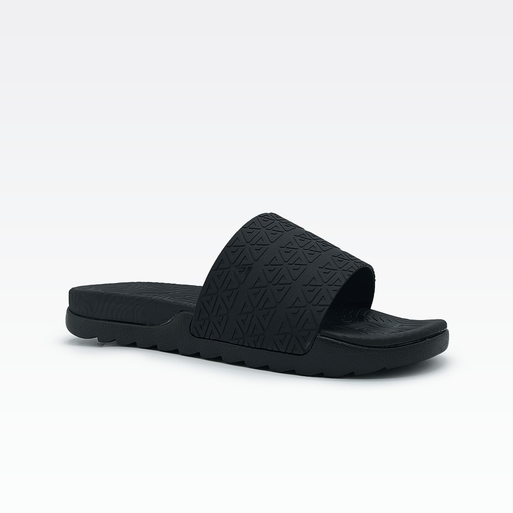 Peak Slippers Black