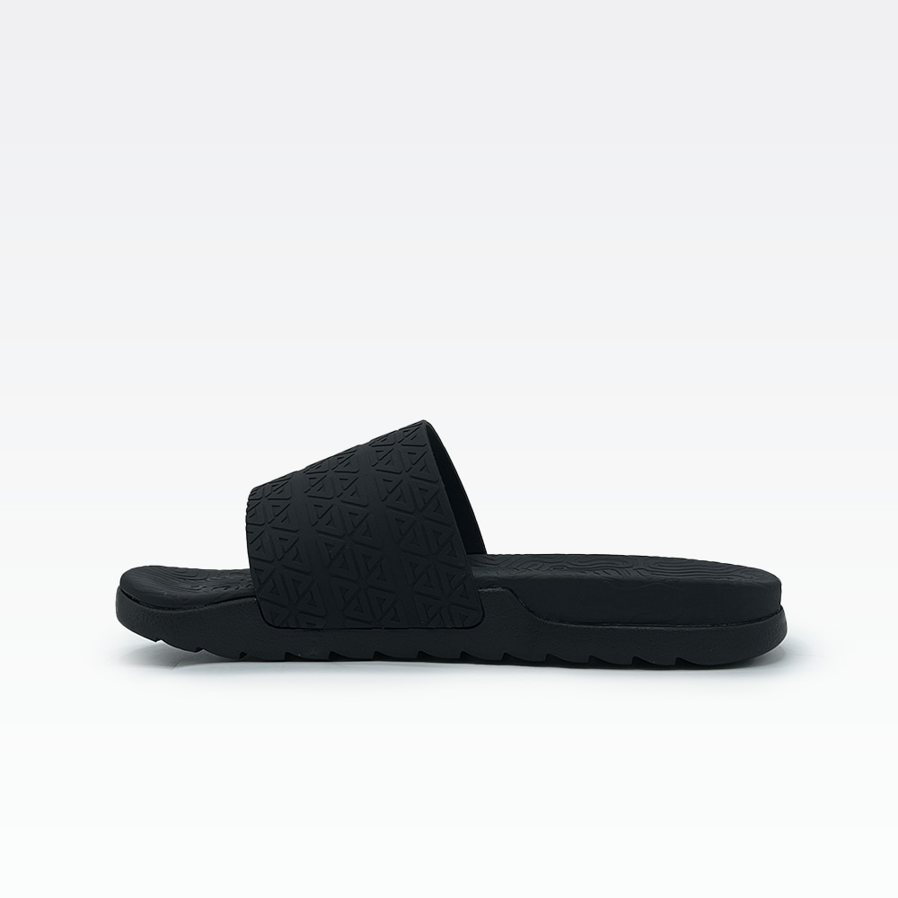 Peak Tachi Slippers Black