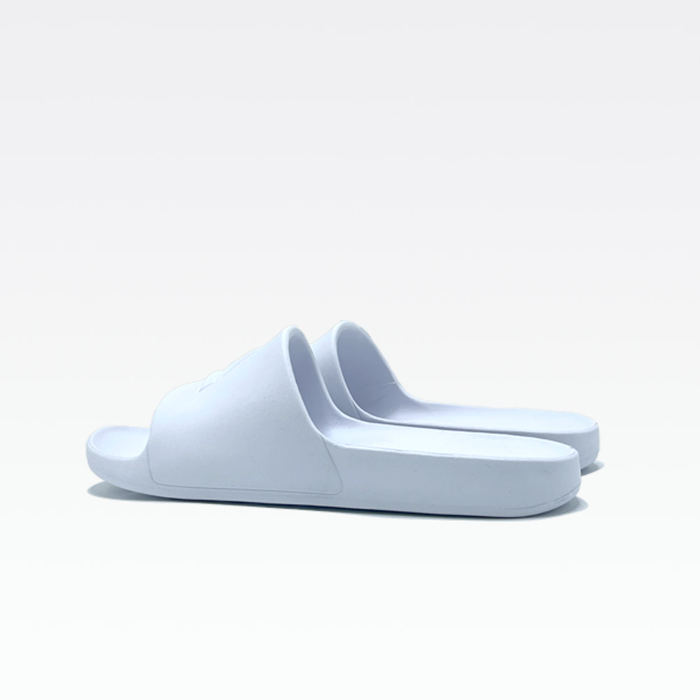 Peak Slippers White