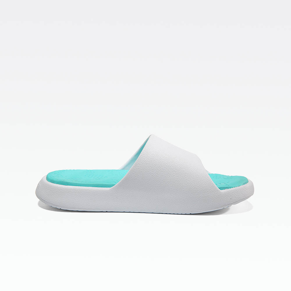 Peak Slippers White Rose