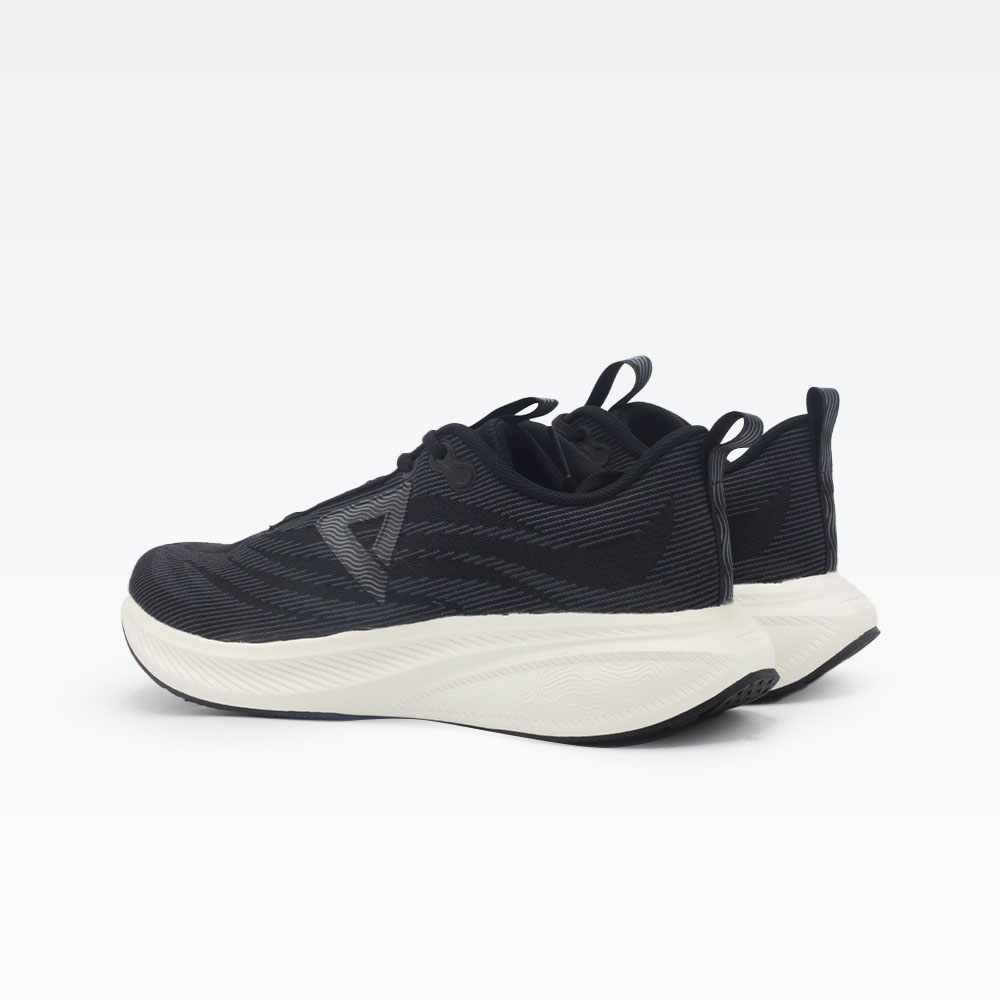 Peak Training Shoes Black/Off White