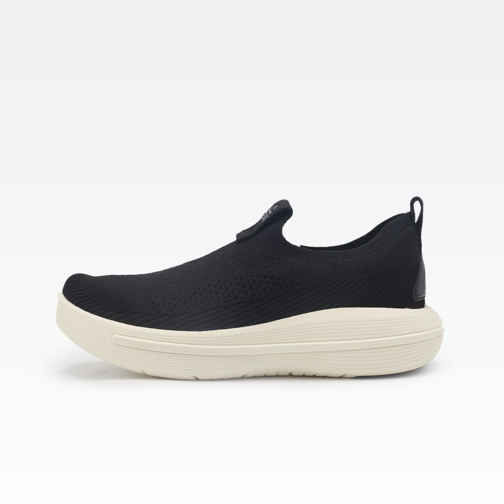 Peak Slip On Shoes Black/Off White