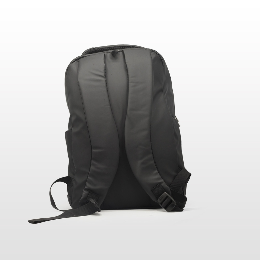 Peak Backpack Black