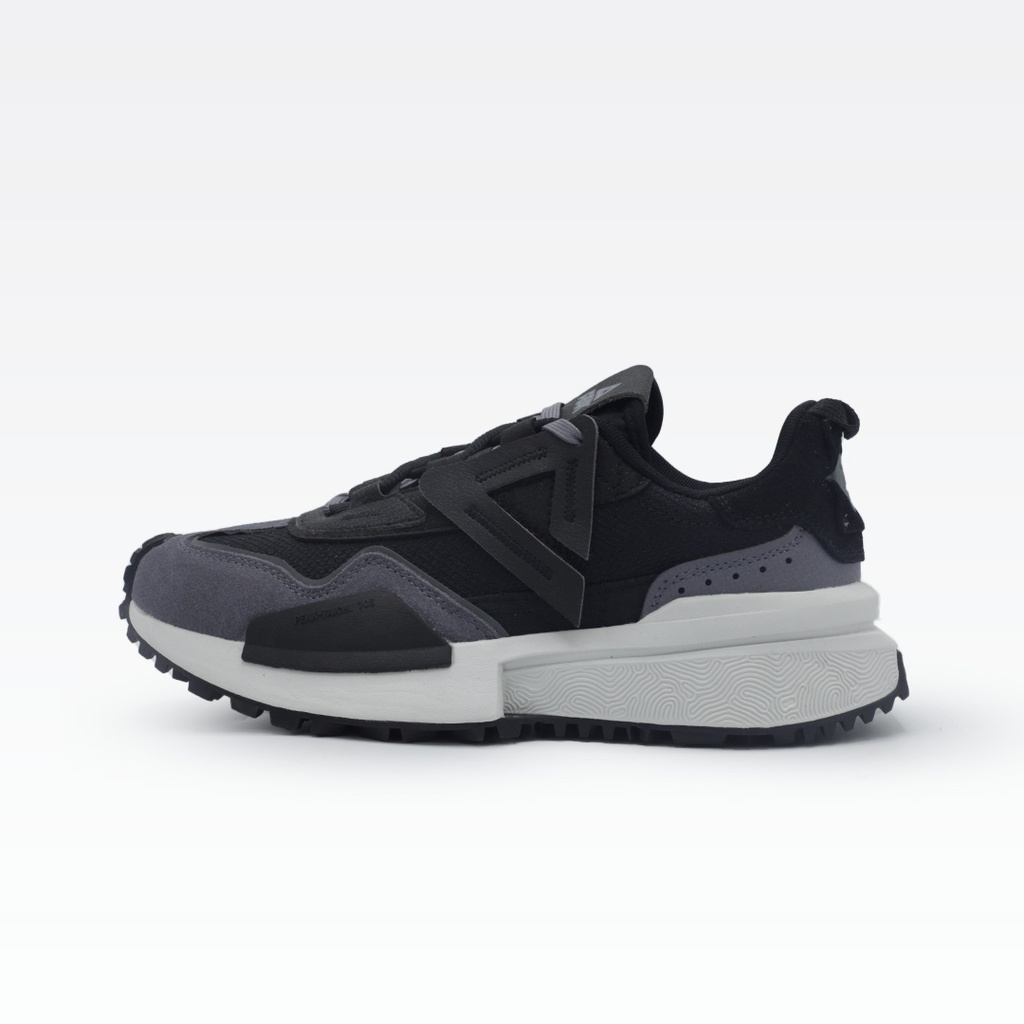Peak Flair 2.0 Black/Paloma Ash