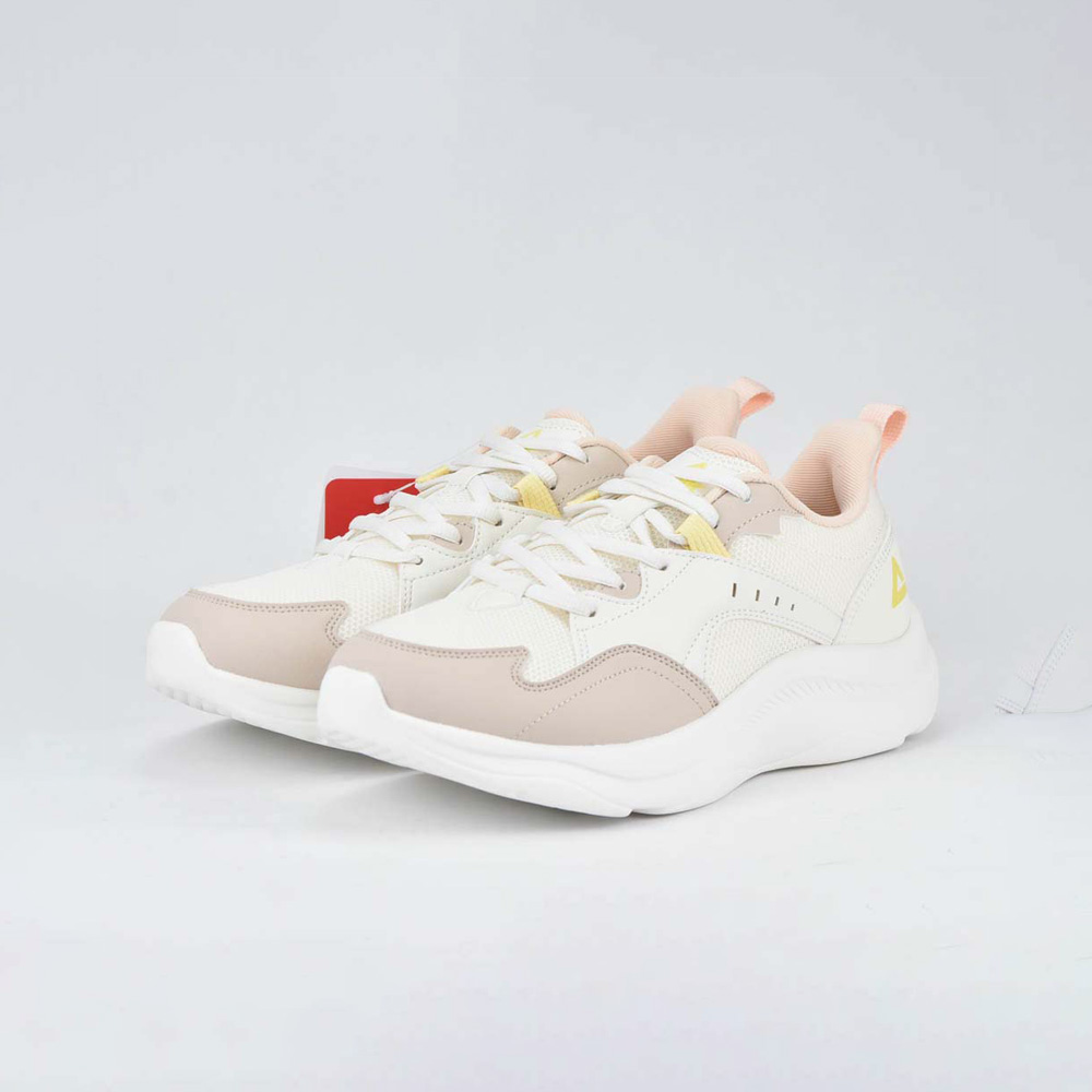 Peak Training Shoes Beige