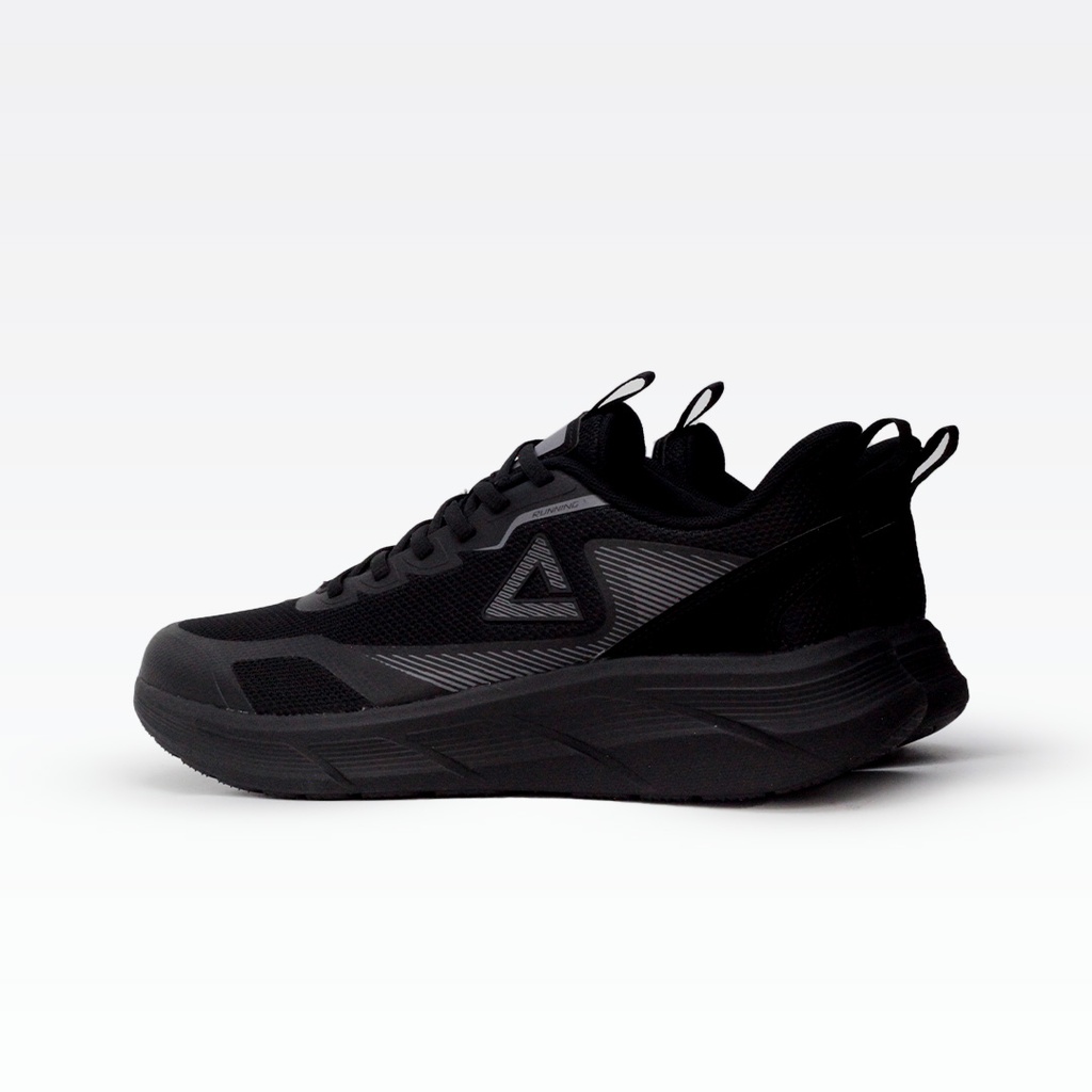 Peak Sports Shoes All Black