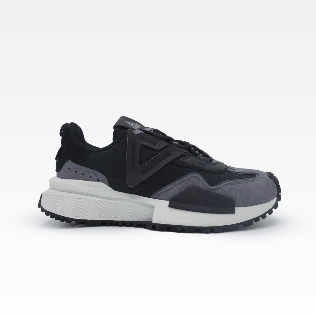 Peak Flair 2.0 Black/Paloma Ash