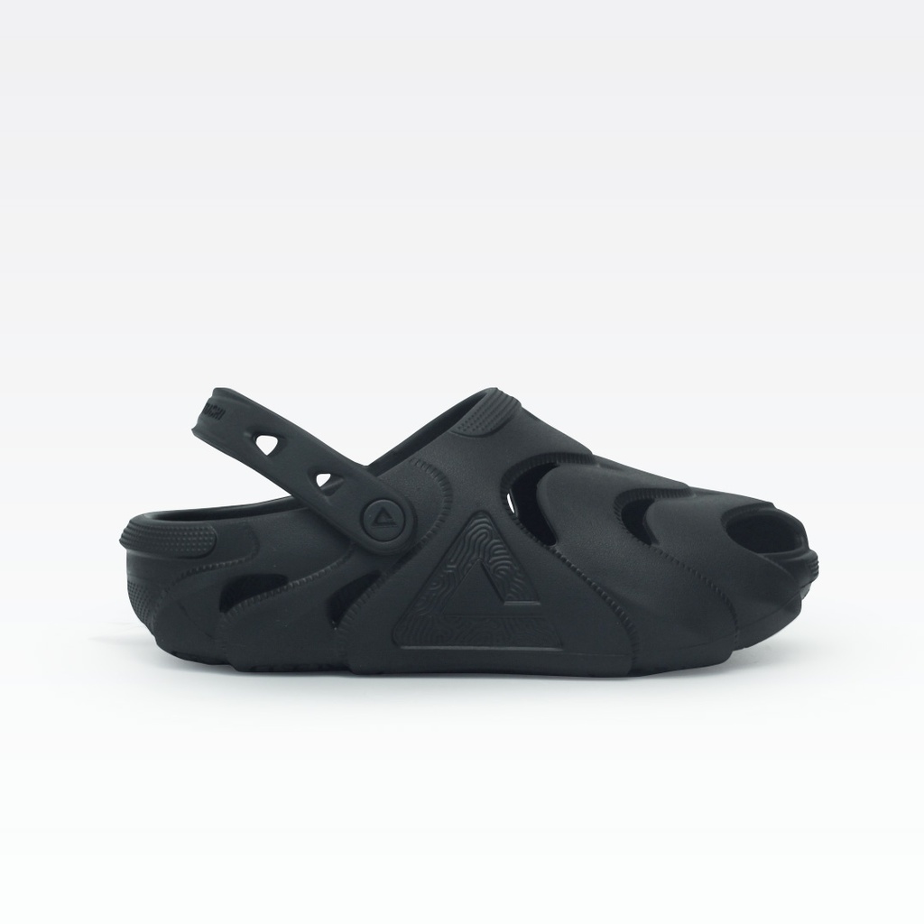 Peak Taichi Sandals Black