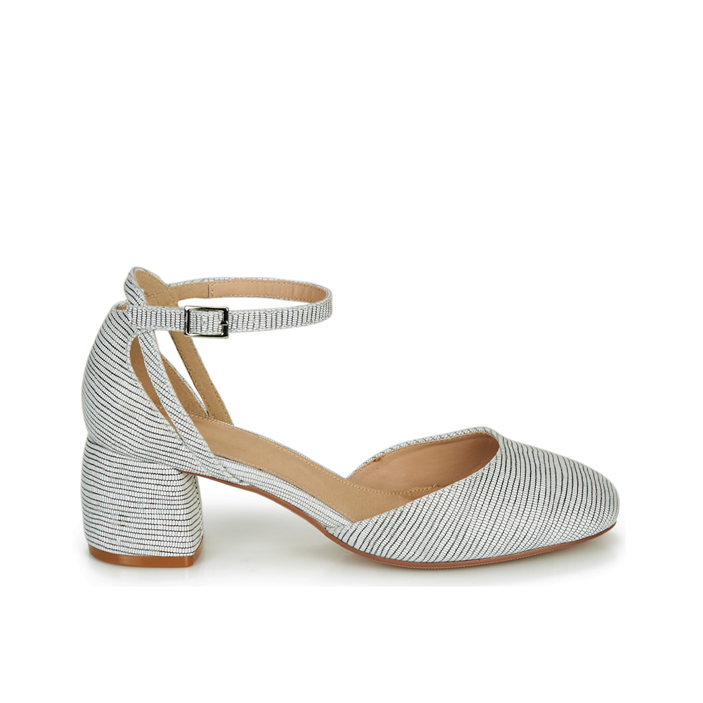 Andre Sandales
 Maritzia Femme