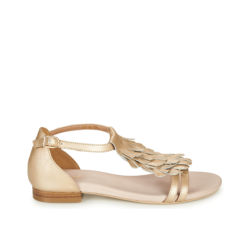 Andre Sandales
 Briana Femme